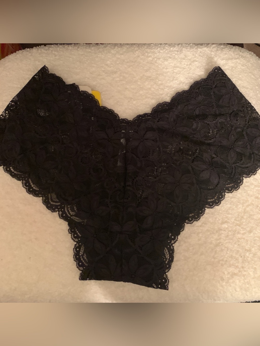 NWT: Wonderbra Black Lace Girl short Panty - Women's Intimates